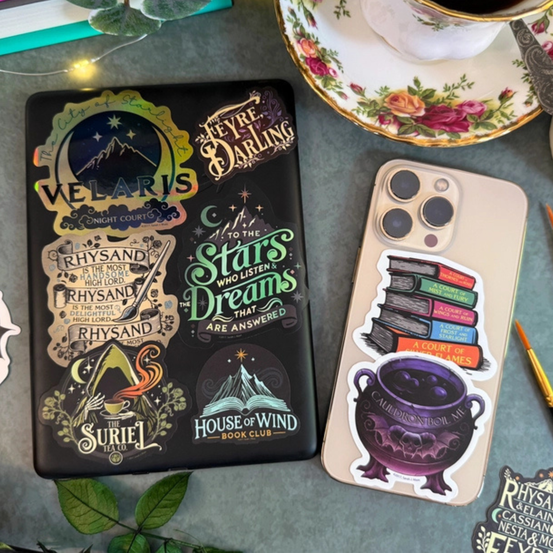 A Court of Thorns and Roses Decals S/10