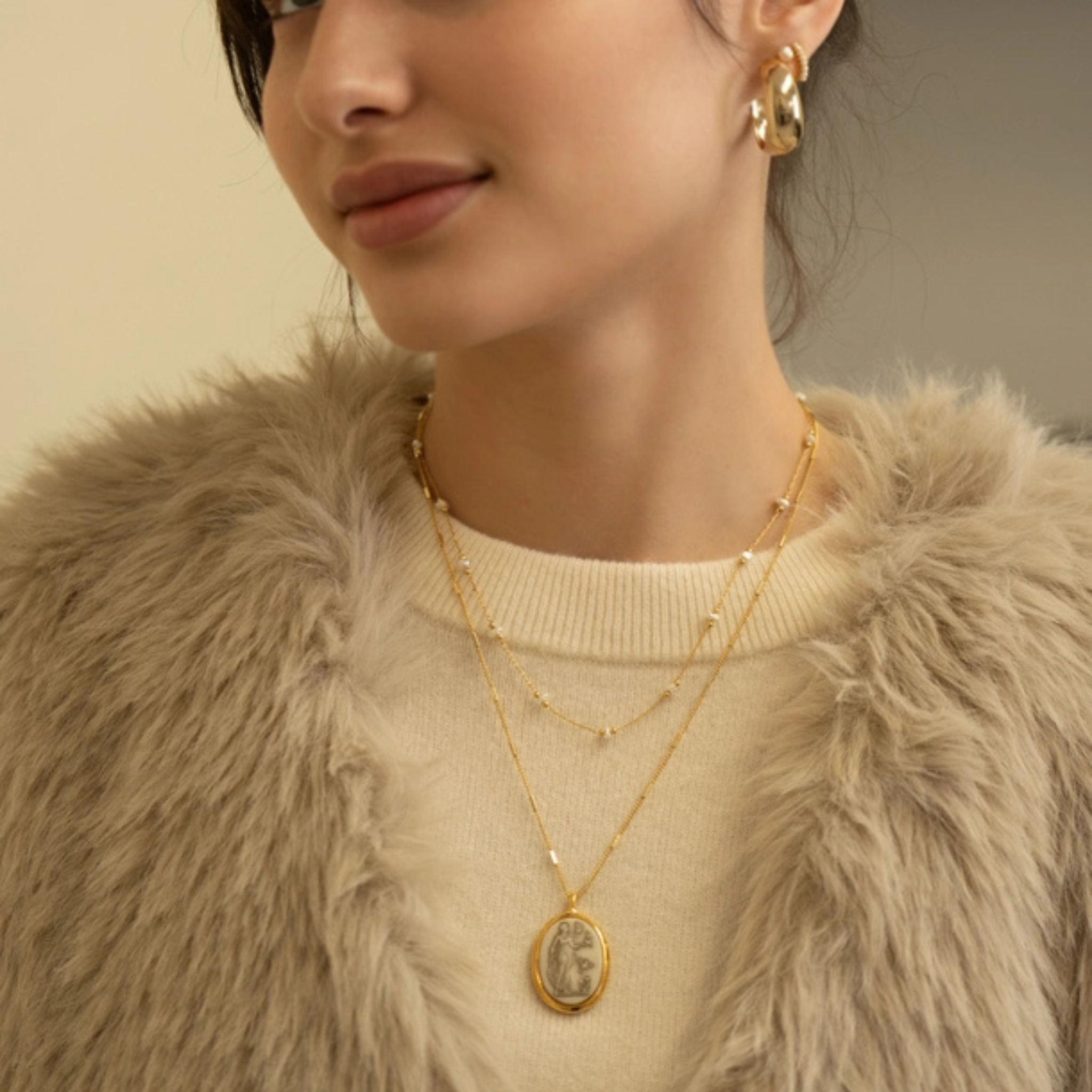 Aphrodite Vintage Cameo Necklace