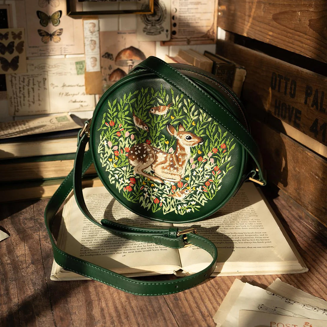 Chloe Fawn Embroidered Circle Purse (Green) - Fable England