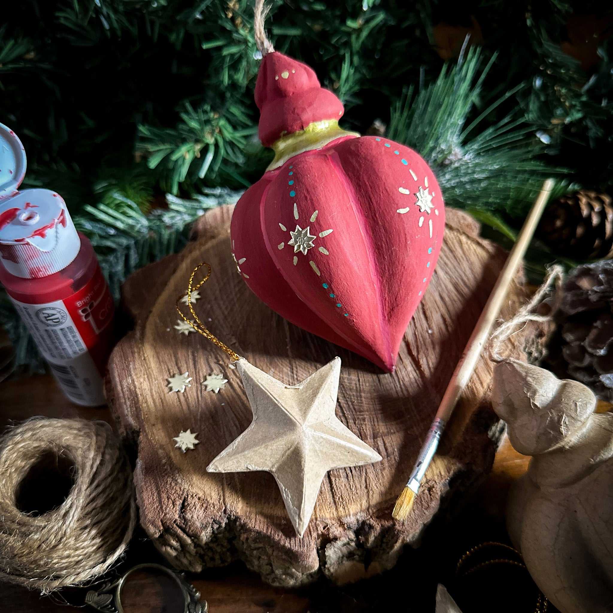 A Winter Crafternoon: Hand Painted Ornaments