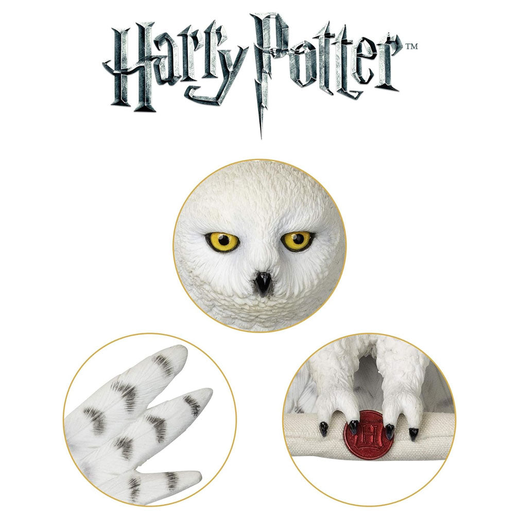 Hedwig Owl Post Wall Decor