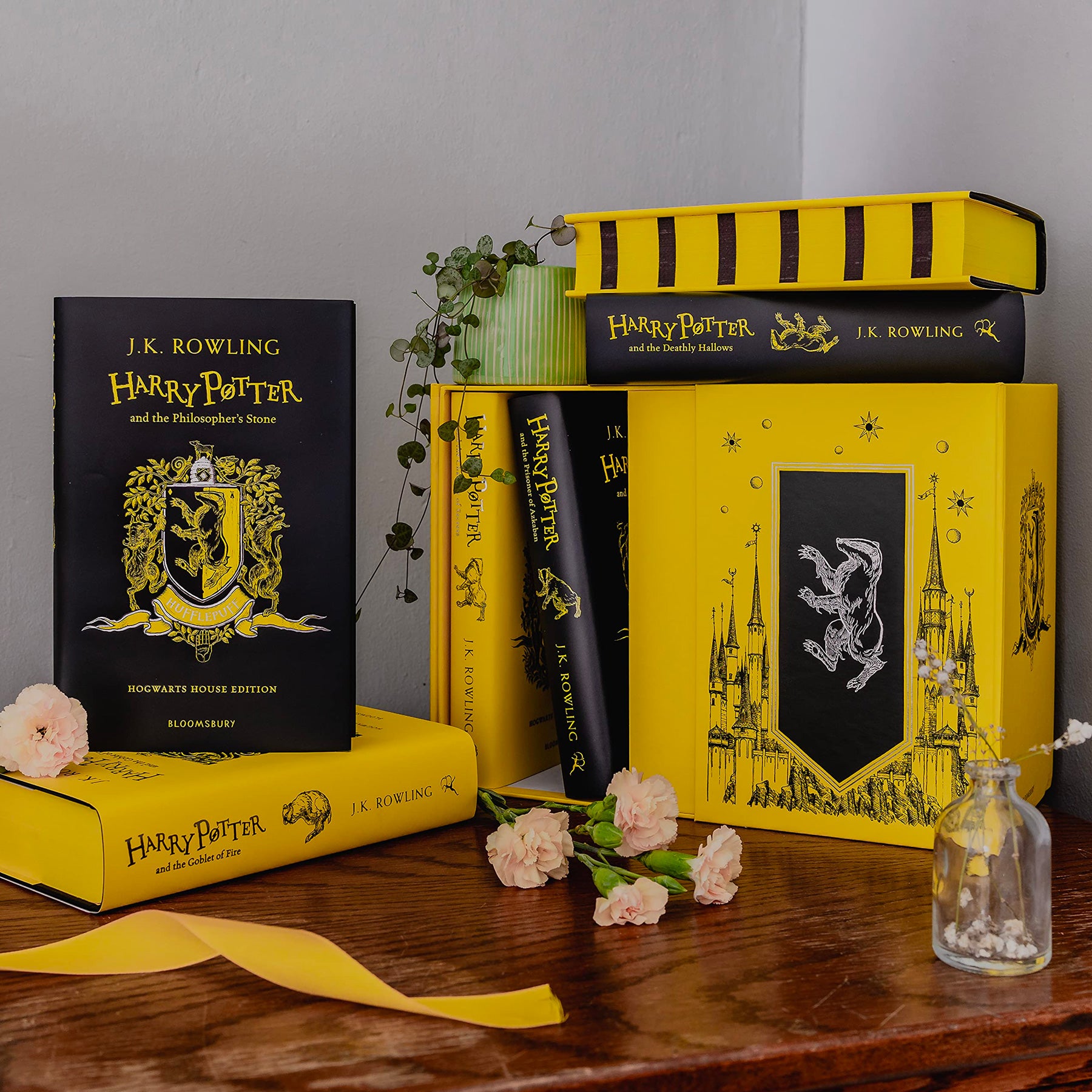 Hufflepuff Hardcover House Edition Complete Box Set