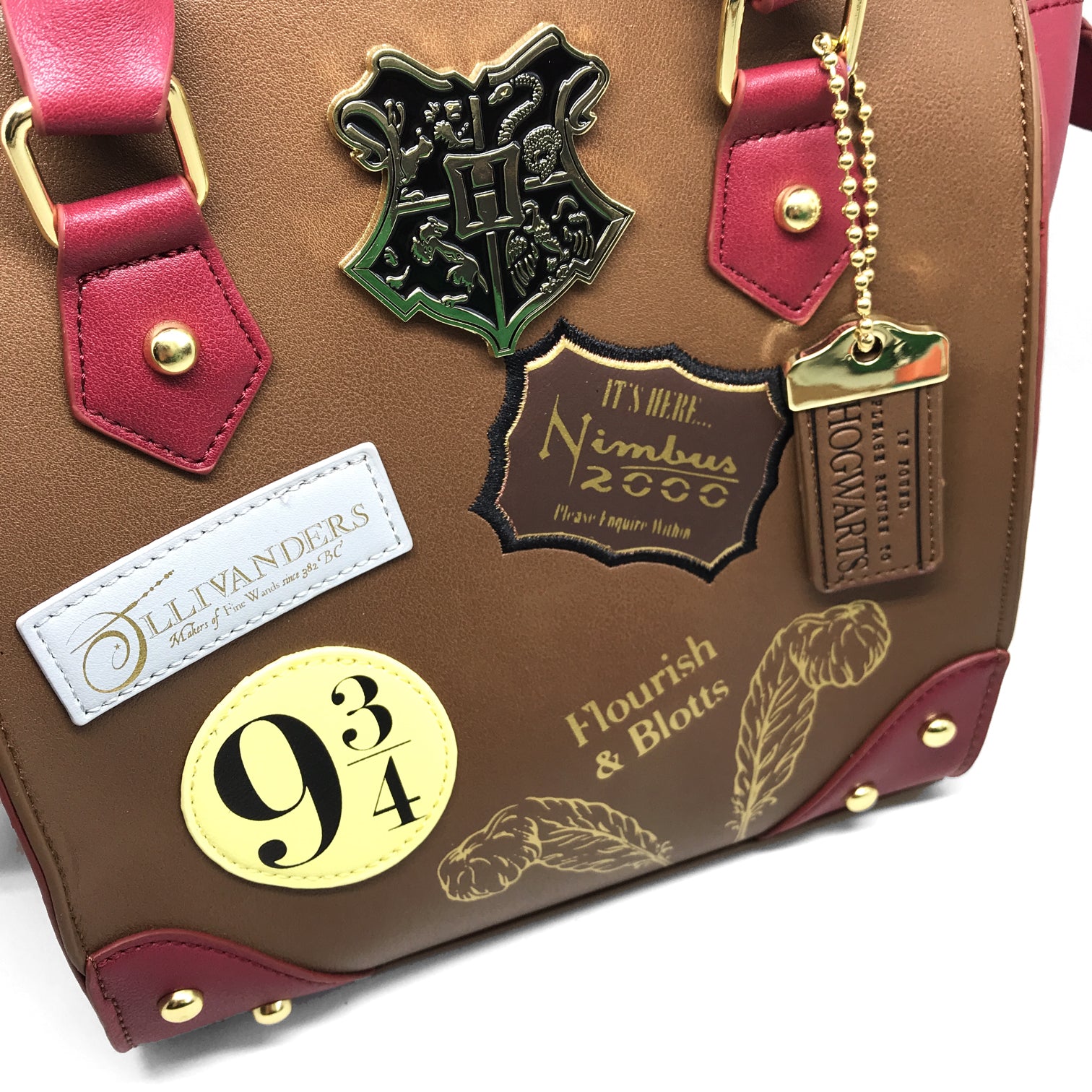 Women s Deluxe Harry Potter Hogwarts Mini 9 3 4 Handbag Purse Train Faux Leather Bioworld